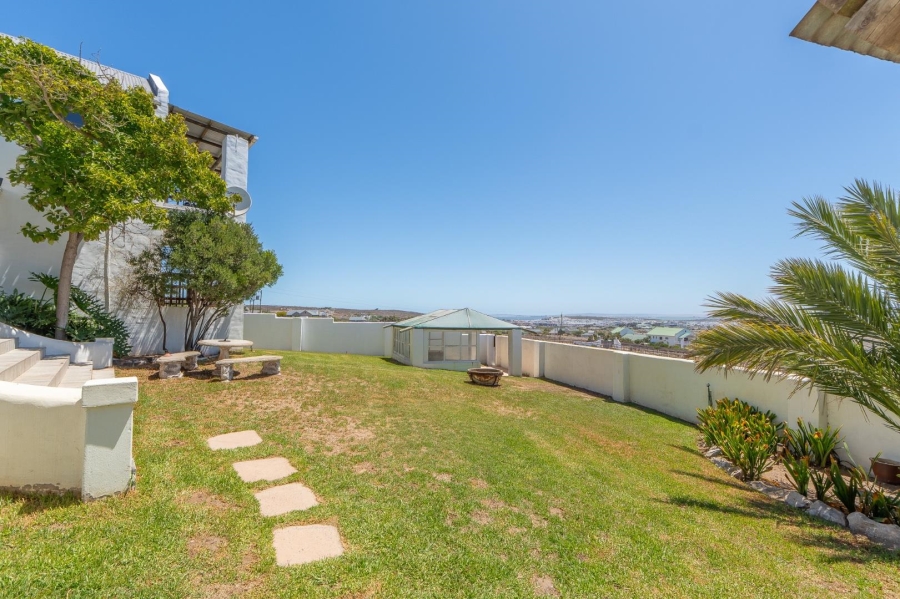 5 Bedroom Property for Sale in Long Acres Country Estate Western Cape